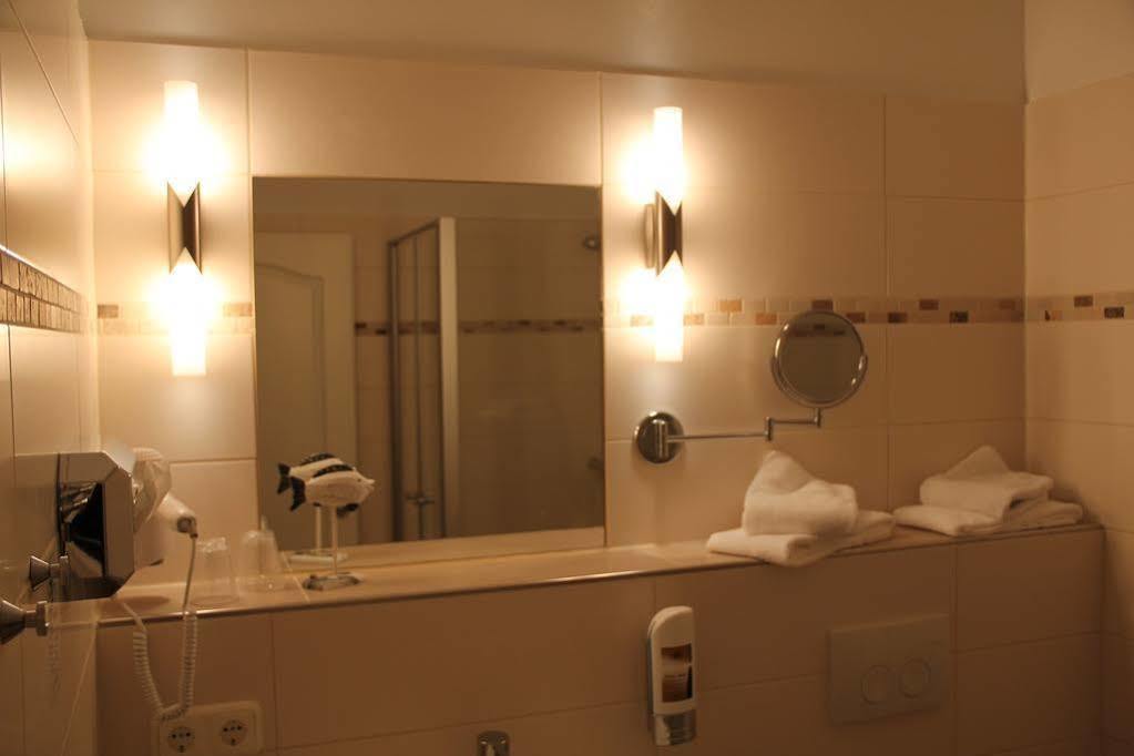 Hotel-Restaurant Holsteiner Hof Geesthacht Dış mekan fotoğraf